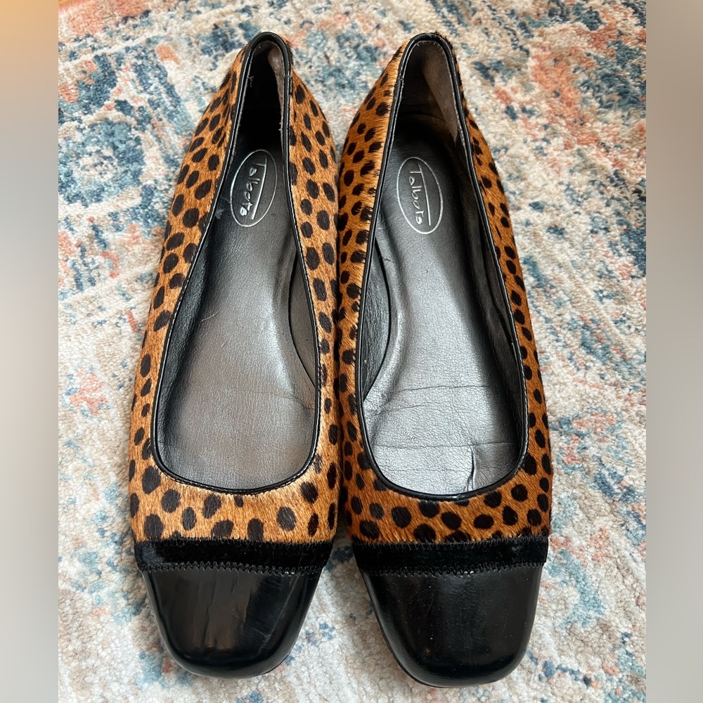 Talbots Leopard Print Flats with Black Toe - Picture 2 of 6